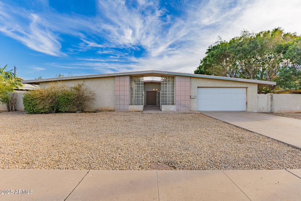 5937 W COOLIDGE Street, Phoenix, AZ 85033