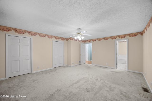 703 Eastgate Village Pl, Louisville, KY 40223