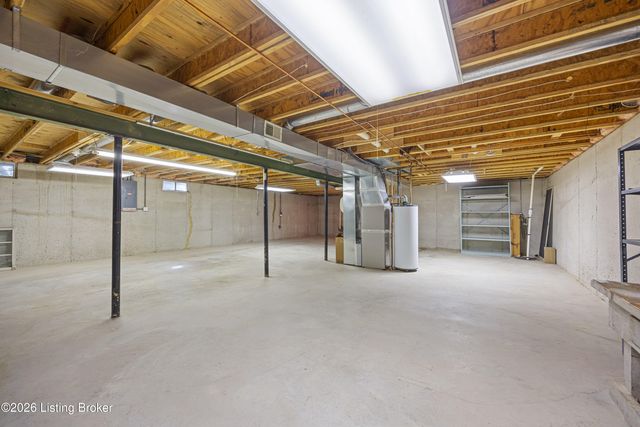 703 Eastgate Village Pl, Louisville, KY 40223