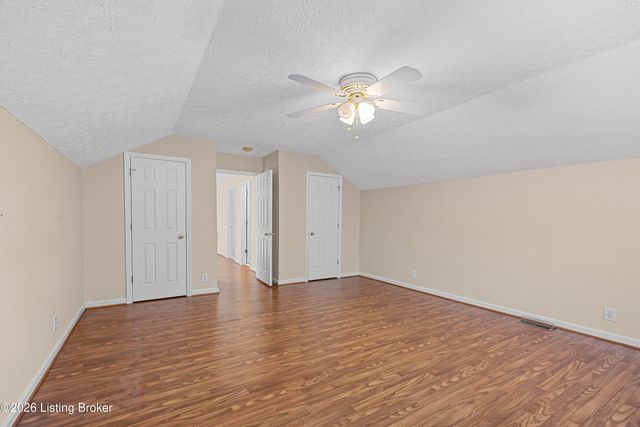 703 Eastgate Village Pl, Louisville, KY 40223