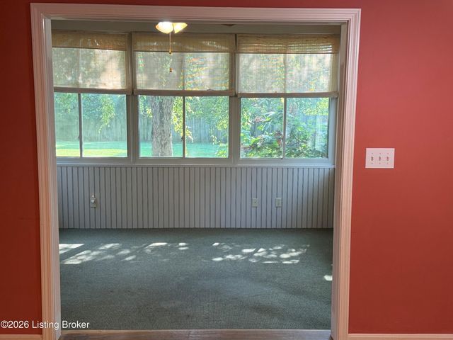 703 Eastgate Village Pl, Louisville, KY 40223