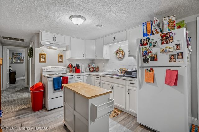 453 W 5th Street, Booneville, AR 72927