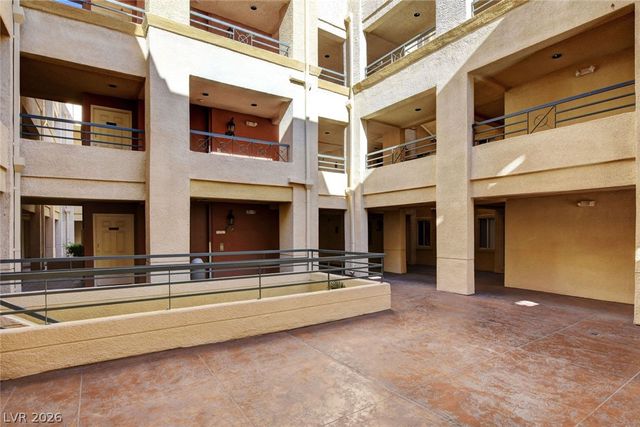 260 East Flamingo Road 319, Las Vegas, NV 89169