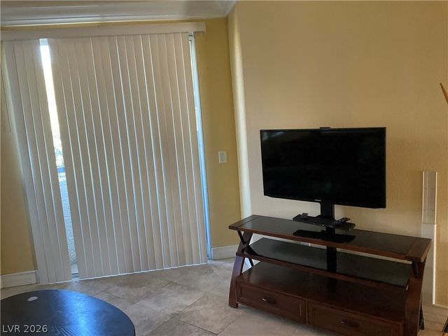 260 East Flamingo Road 319, Las Vegas, NV 89169