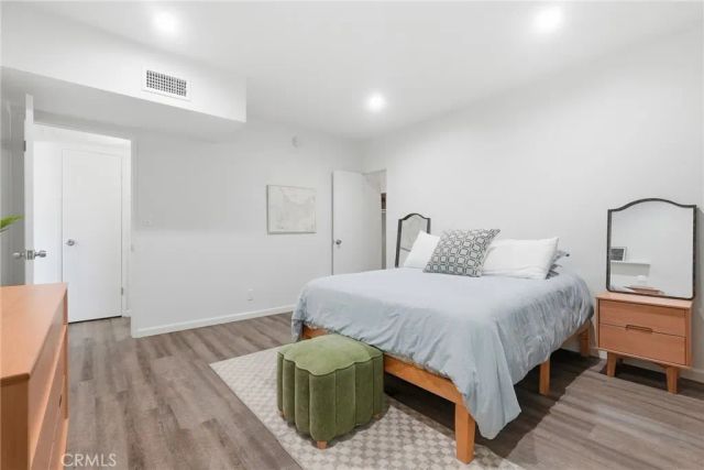 5414 Newcastle Avenue 50, Encino, CA 91316