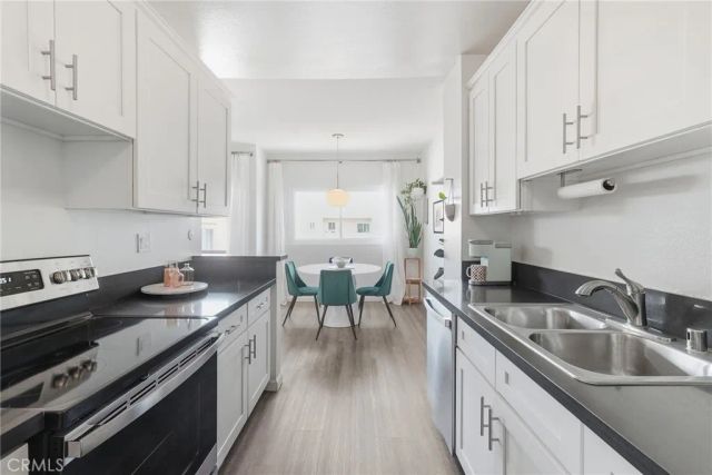 5414 Newcastle Avenue 50, Encino, CA 91316
