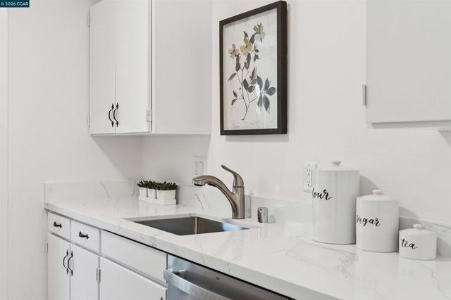 3051 Keith Dr, Richmond, CA 94803