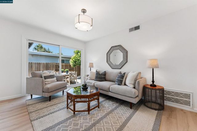 3051 Keith Dr, Richmond, CA 94803