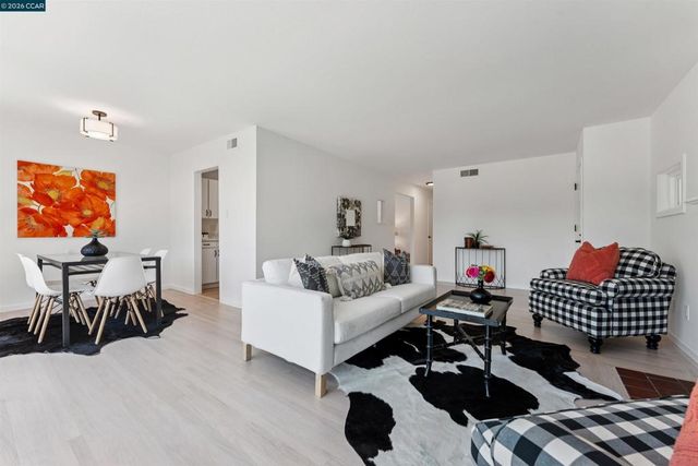 3051 Keith Dr, Richmond, CA 94803