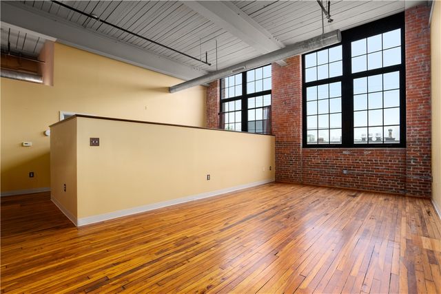 685 Social Street 204, Woonsocket, RI 02895