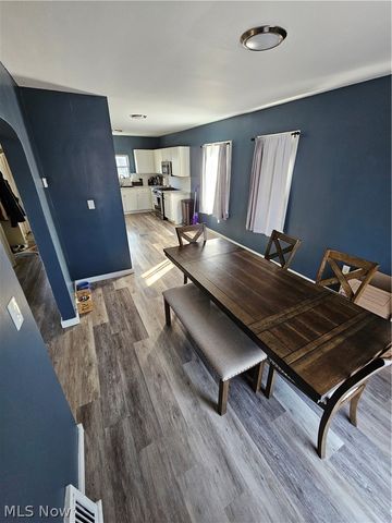 671 Moreley Avenue, Akron, OH 44320