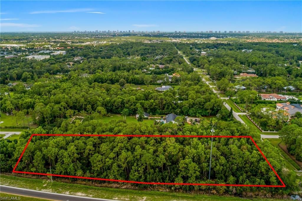 620 Soll ST, NAPLES, FL 34109 — exterior