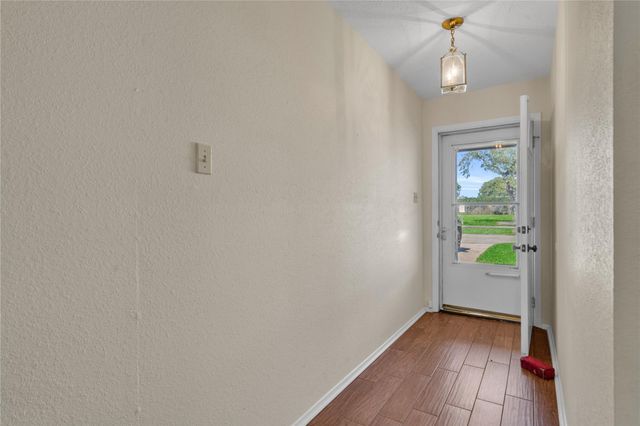 11203 Vanderford Drive, Houston, TX 77099