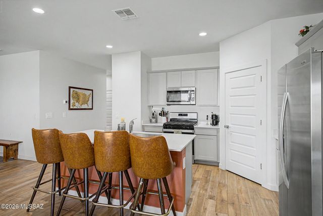 530 W Lexington Street, Vail, AZ 85641