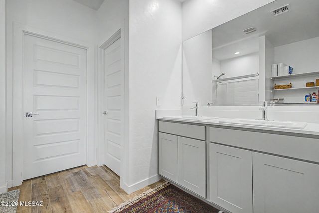 530 W Lexington Street, Vail, AZ 85641