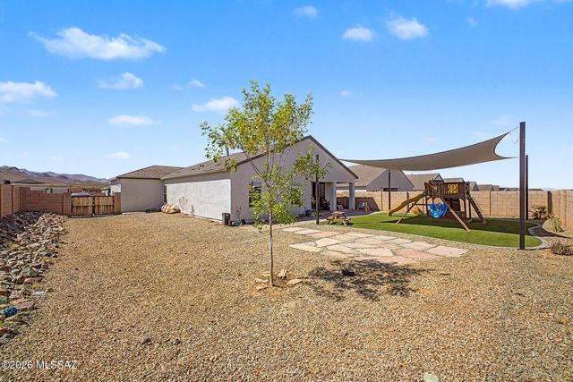 530 W Lexington Street, Vail, AZ 85641