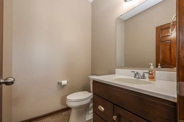 11919 Edgerton Road, New Haven, IN 46774