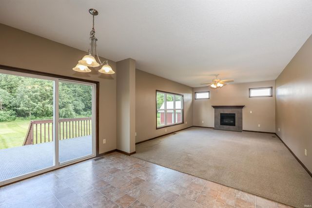 11919 Edgerton Road, New Haven, IN 46774