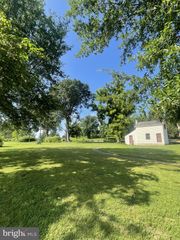 515 WILLIS ST, Fredericksburg, VA 22401