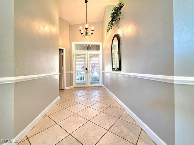 12100 Sabal Dunes LN, Fort Myers, FL 33913