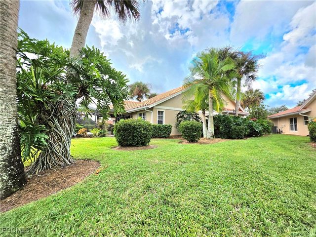 12100 Sabal Dunes LN, Fort Myers, FL 33913