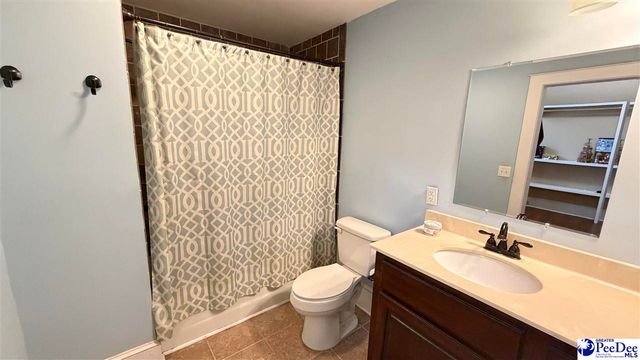 315 Parkview Cir, Florence, SC 29501