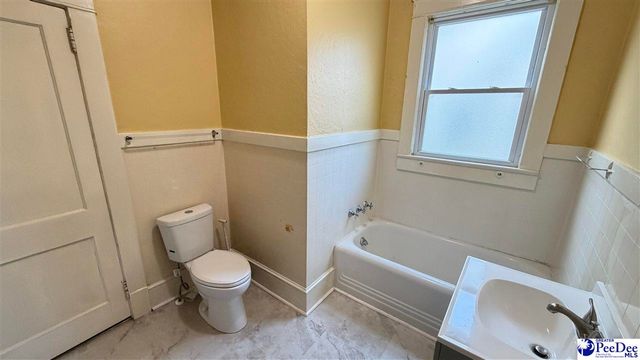 315 Parkview Cir, Florence, SC 29501