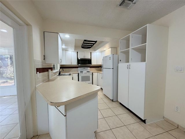7522 LAUREL SPRINGS DRIVE, Winter Park, FL 32792