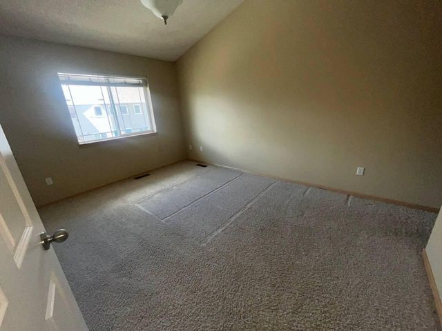 14973 Mustang Path 1604, Savage, MN 55378