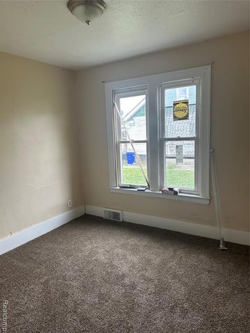 1976 La Belle Street, Detroit, MI 48238