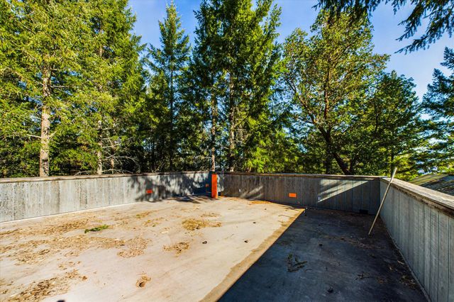 3123 Bell Springs Road, Garberville, CA 95542