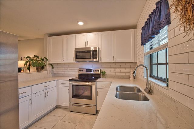 1902 VISTA LANDINGS COURT, Port Charlotte, FL 33953