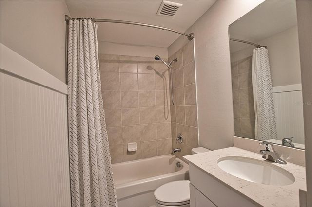 1902 VISTA LANDINGS COURT, Port Charlotte, FL 33953