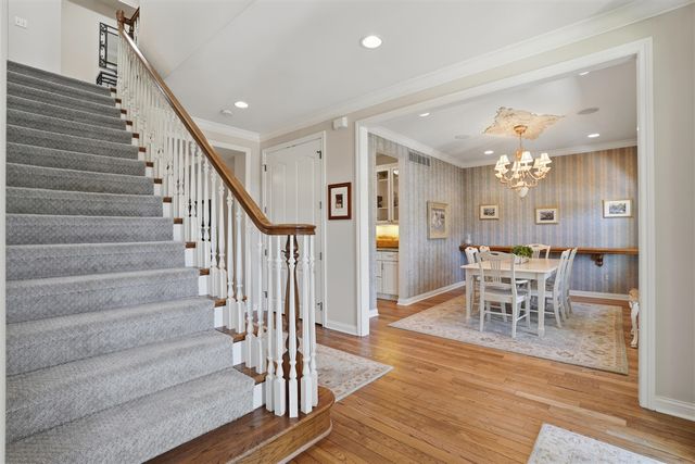 5693 Strawberry Circle, Commerce Twp, MI 48382