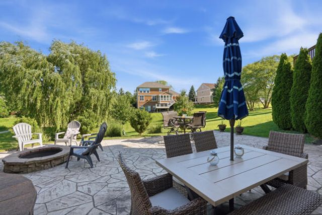 5693 Strawberry Circle, Commerce Twp, MI 48382