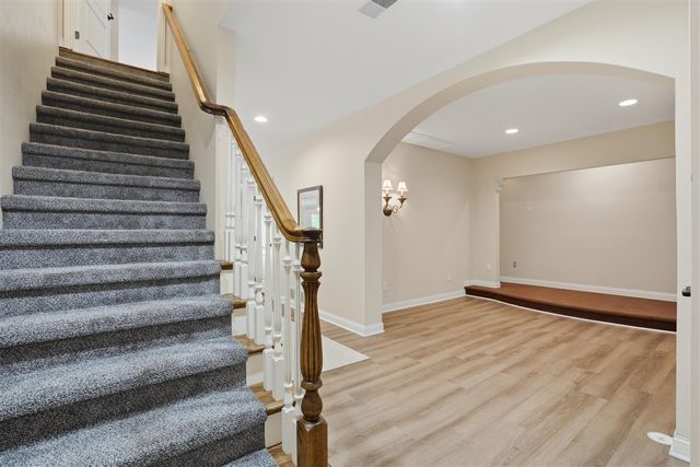5693 Strawberry Circle, Commerce Twp, MI 48382