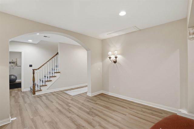 5693 Strawberry Circle, Commerce Twp, MI 48382