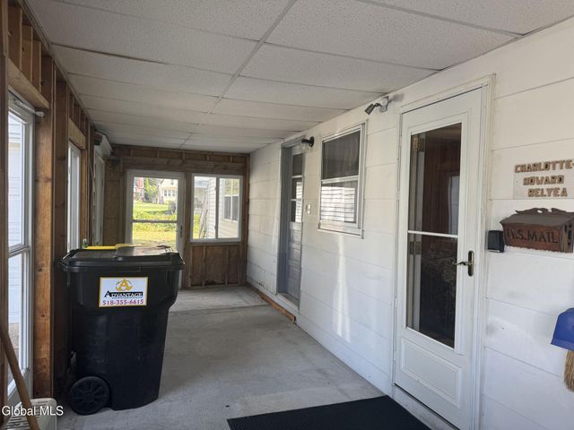 264 Rotterdam Street, Rotterdam, NY 12306