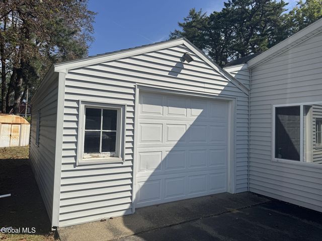 264 Rotterdam Street, Rotterdam, NY 12306