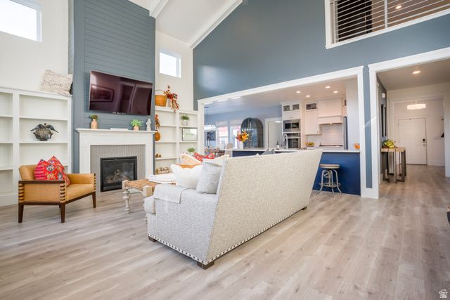 11571 S SKYWARD RD, South Jordan, UT 84009