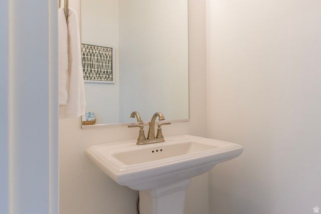 11571 S SKYWARD RD, South Jordan, UT 84009