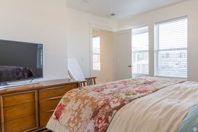 11571 S SKYWARD RD, South Jordan, UT 84009