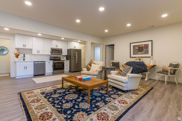 11571 S SKYWARD RD, South Jordan, UT 84009