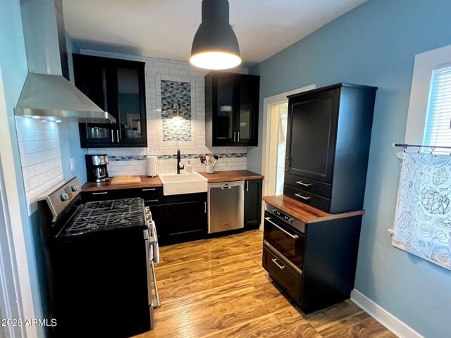 350 N 15TH Street, Phoenix, AZ 85006