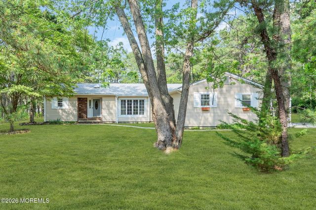 1760 Pennsylvania Avenue, Whiting, NJ 08759