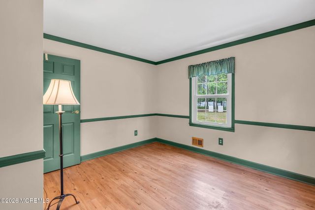 1760 Pennsylvania Avenue, Whiting, NJ 08759