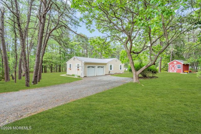 1760 Pennsylvania Avenue, Whiting, NJ 08759