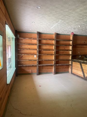 64 Pappys Plaza, Blairsville, GA 30512
