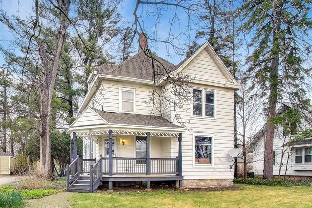 212 Kenosha STREET, Walworth, WI 53184