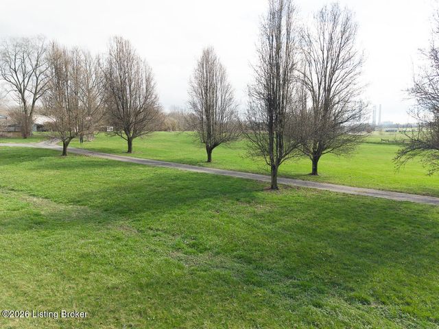 12501 Lower River Rd, Louisville, KY 40272